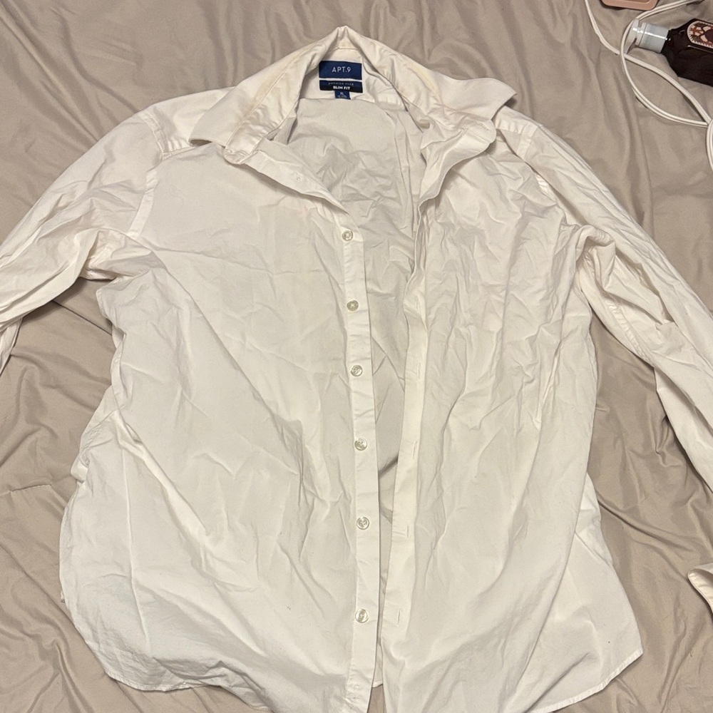 Apt. 9 Crisp White Collared Shirt